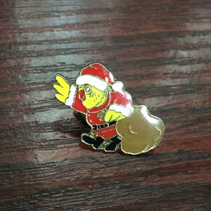 Yellow Bird Santa Christmas Metal Pin Badge