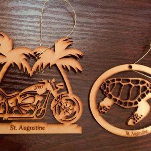 St.Augustine Motorrad & Schildkröte Gelaserte Holzschnitzereien