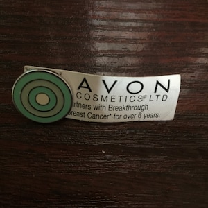 Avon Light Green Round Metal Pin Badge