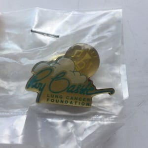 Vintage Roy Castle Lung Metal Pin Badge