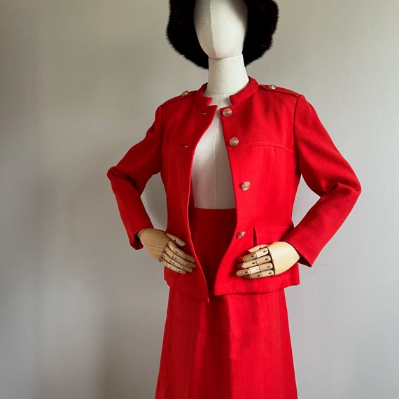 1960's skirt suit - image 5