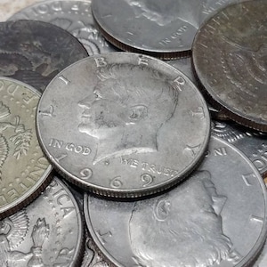 1965-1970 40% Silver Kennedy Half Dollar 50 Cent Piece Lot of 1 Randomly Pulled From Stack