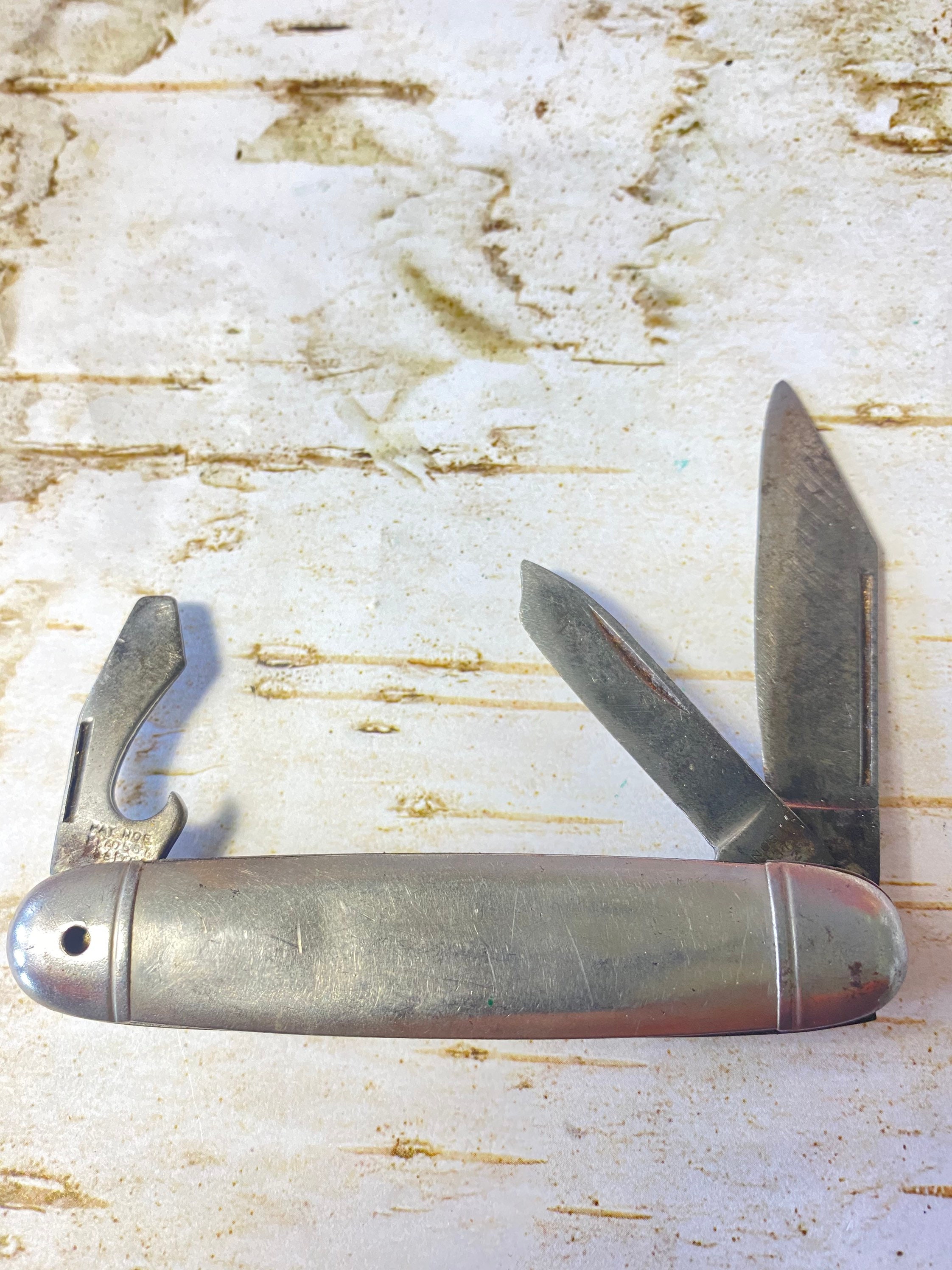 Vintage Set of 2 US Hammer Brand and Kent 2 Blade Folding Pocket Knife