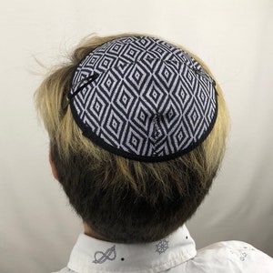 Kippah, Kippot, Kippa, Yarmulke, Yamaka, Head Covering, Black and White Diamond Pattern