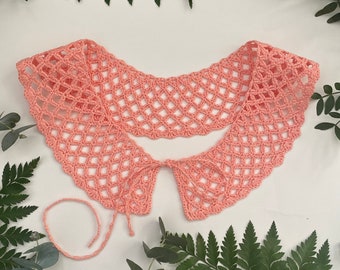 Col en dentelle, crocheté, style romantique, accessoire de col, en coton, couleur rose pêche.