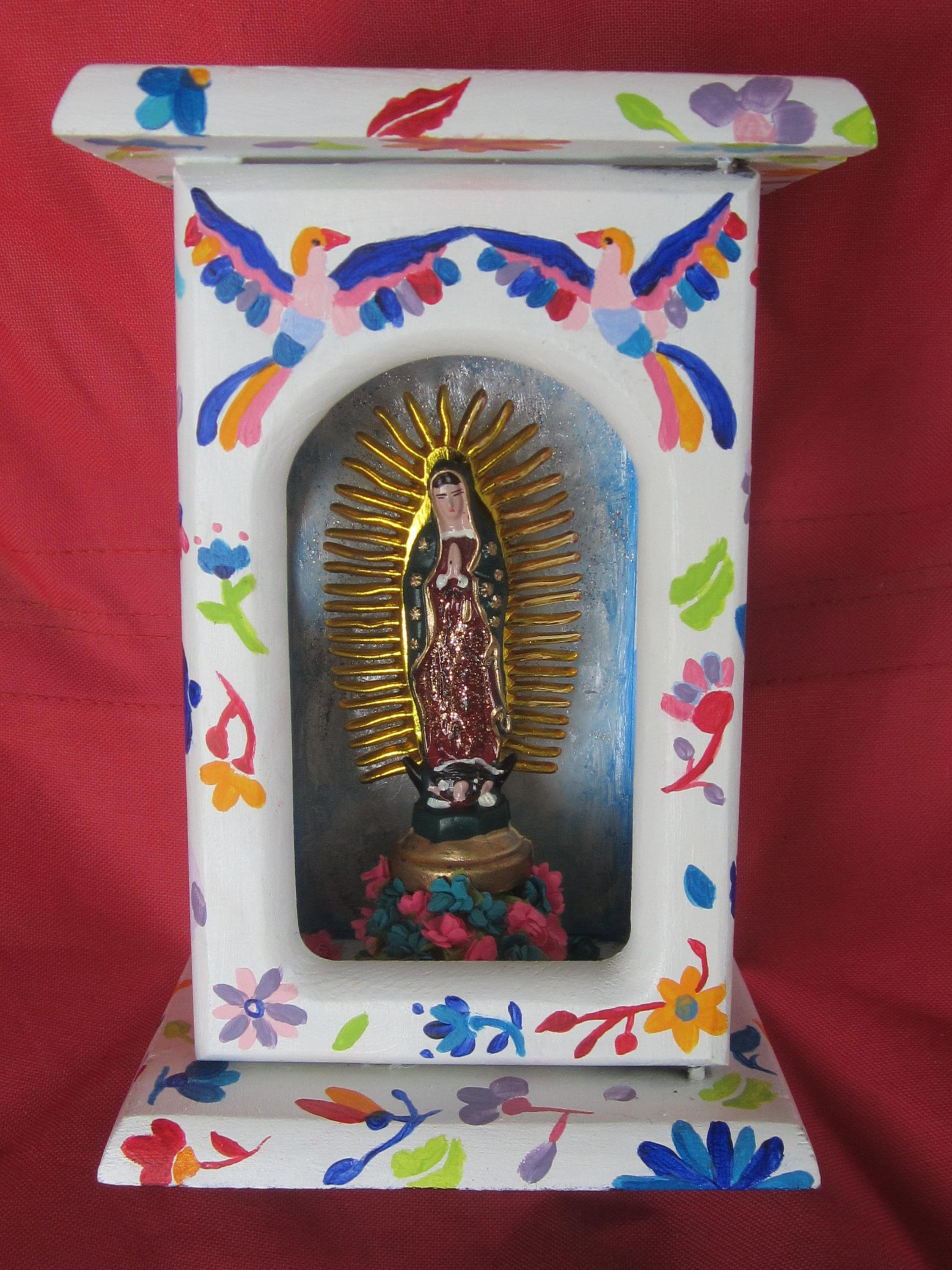 Nicho de la Virgen de Guadalupe-Our Lady of Guadalupe altar