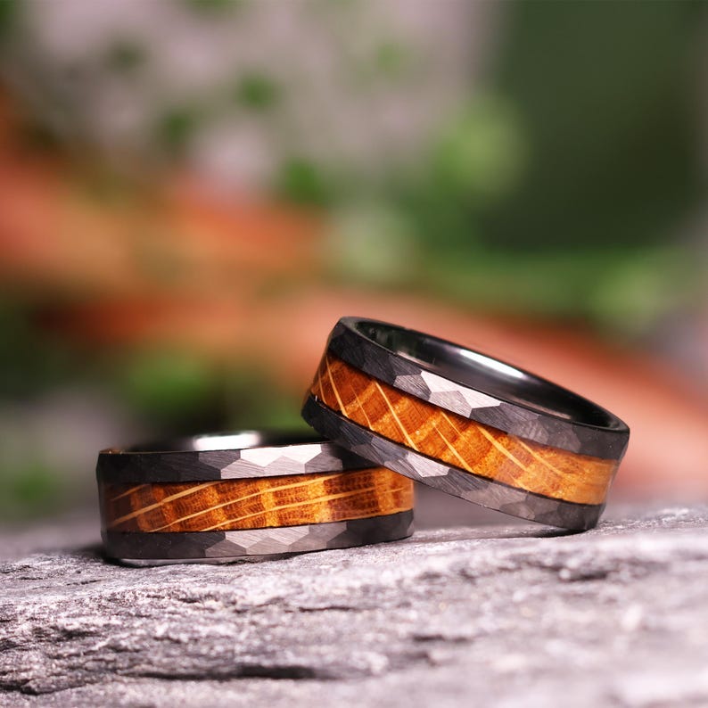 Hammered Whiskey Barrel Gunmetal Tungsten Wood Ring Wedding Band with White Oak Inlay image 4