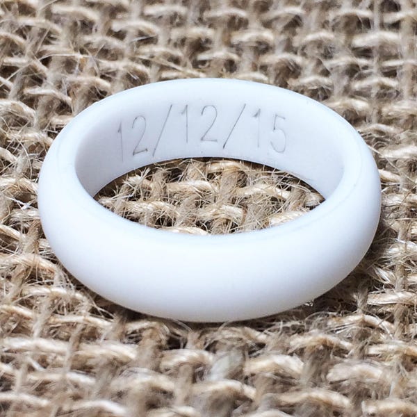 PERSONALIZED Name or Date! Women Silicone Ring! Custom Fitness Rubber Wedding Band!