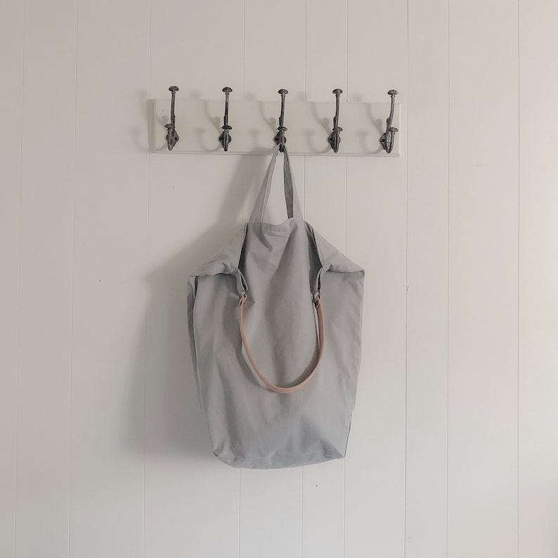TOTE BAG \u00bb grey tote bag \u00bb shoulder bag \u00bb eco friendly bag \u00bb sustainable fashion \u00bb gym bag \u00bb weekender bag \u00bb tote bag \u00bb Thurso Tote Bag