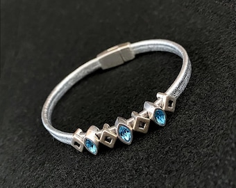 Aquamarine Jewelry, Swarovski Crystal, Beaded Bracelet, Birthstone Jewelry, Leather Bracelets, Silver and Leather, Metallic Leather, Crystal