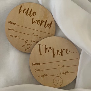 Faire-part de naissance - Disques d'étape en bois avec deux adorables motifs