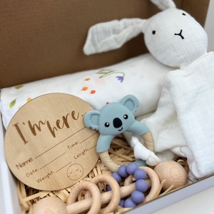 Welcome to the world - Newborn Baby Box | New Baby gifts | Baby hamper | Baby Welcome Box | Unisex baby gift | Personalised Baby gift box