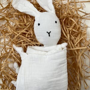 Snowball, Rosie o Hopper - adorabili quadrati di mussola a forma di coniglietto in 100% cotone