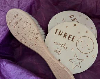 Newborn Gift Set- Brush Set & 14 design  Milestone discs -  2 DESIGNS - MOON | STAR  | Baby Brush and Milestone Discs, Moon and Star Design