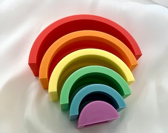 Rainbow stacker (Food grade silicone)