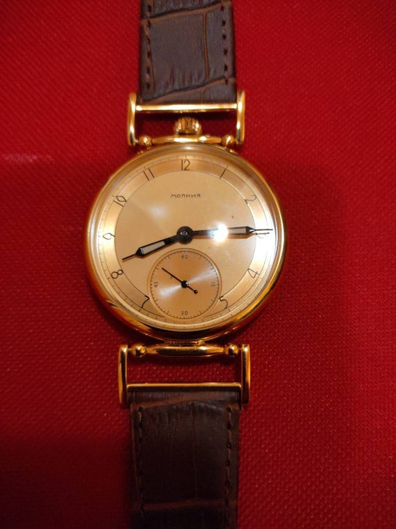 Molnija watch wristwatch men's watch antique watch