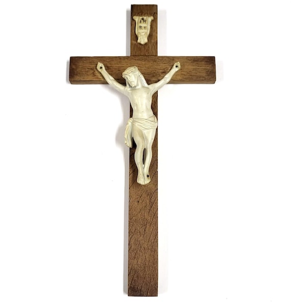 Vintage INRI Jesus Christ 12