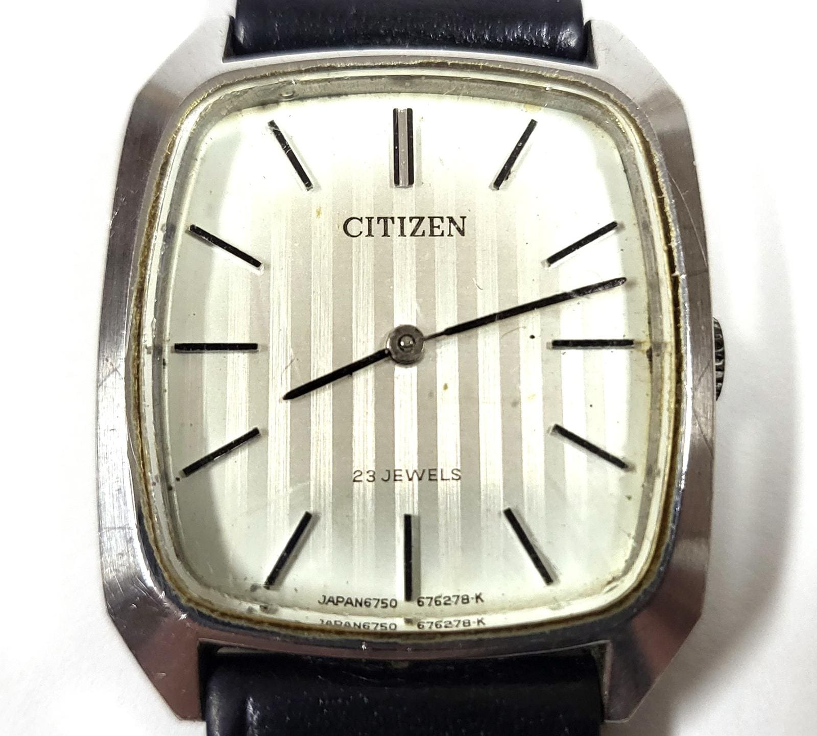 Vintage Citizen 6750 Quartz Wrist Watch Japan – 23 Jewels – 676278