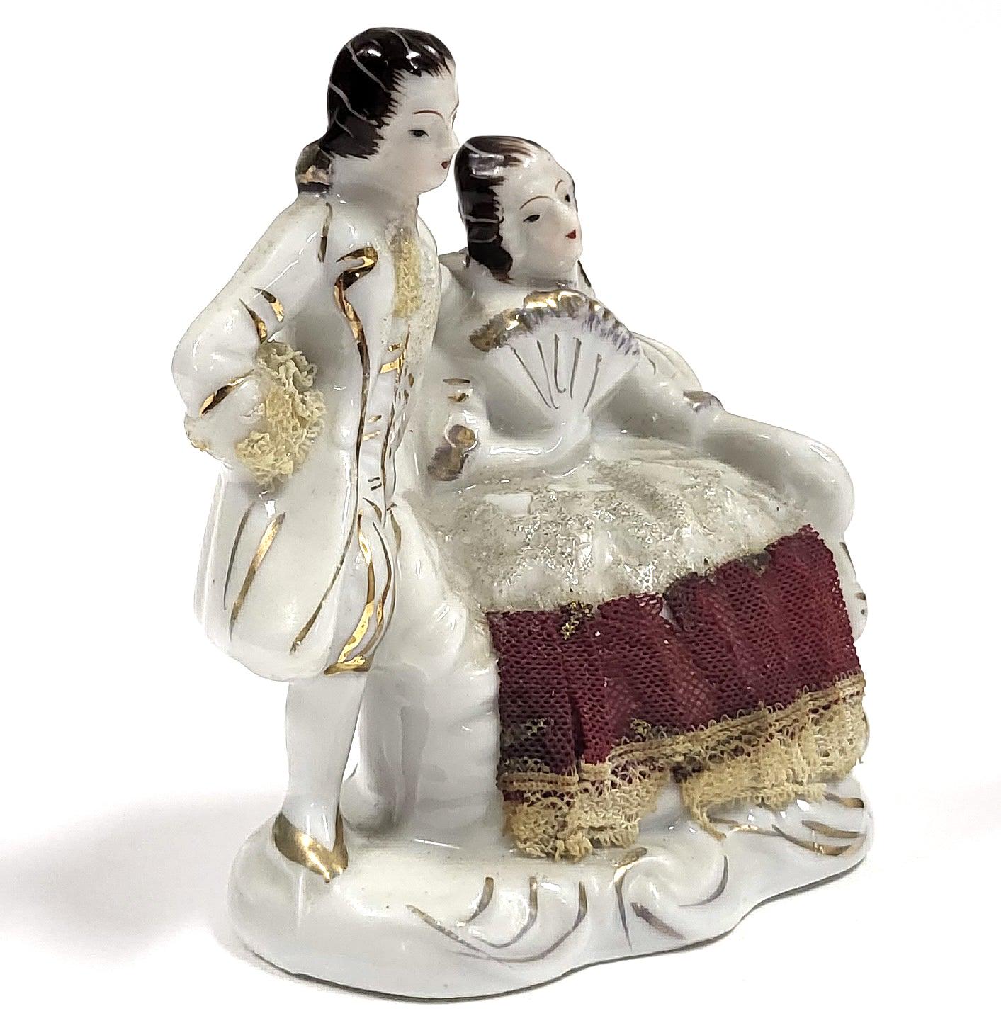 Figura de porcelana vintage de pareja victoriana, hombre y mujer, 10 cm -  Etsy México, image size:1413x1451