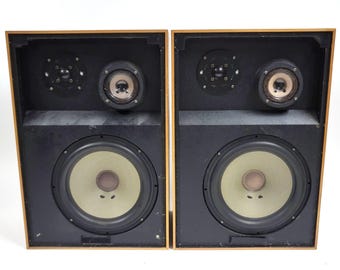 Vintage Tandy Optimus-15 Speakers Woodgrain