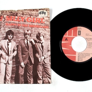 No Dice – Silly Girl / Happy In The Skoolyard 7&quot; Vinyl VG+/VG