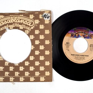 Kiss – Sure Know Something / Dirty Livin&#39; 7&quot; Vinyl NM