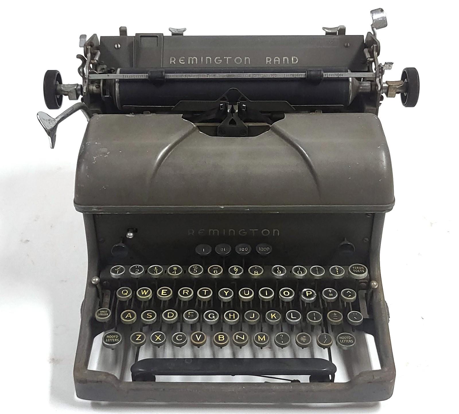 ヴィンテージ レミントン ランド タイプライター – オランダ語