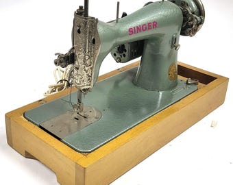 Vintage Green Singer Electric Sewing Machine Iron Heavy Duty Sewmac Retro