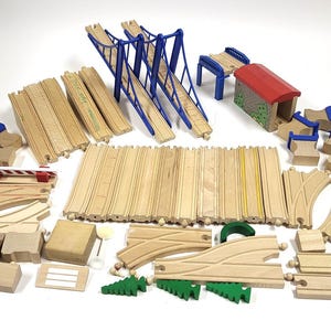 Zestaw zabytkowych drewnianych pociągów – Trains & Tracks Lot, pasuje do Brio Thomas Eichhorn – używany