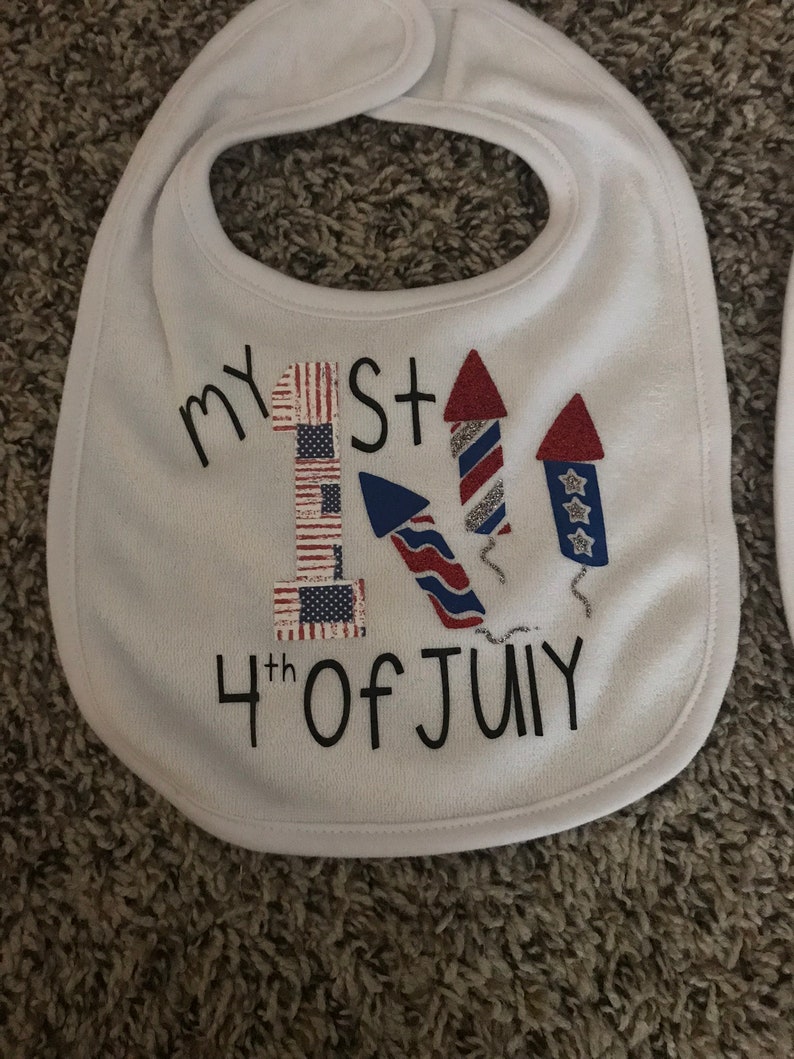 MY 1ST HOLIDAY BIB SET main image 1