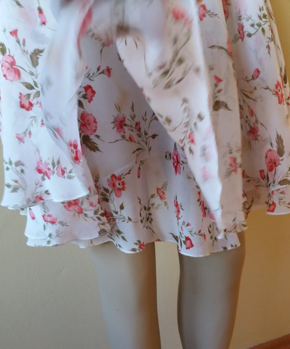 Vintage 90s Short Floral Skirt,White with Floral … - image 5