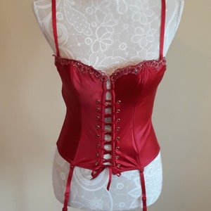 Vintage Corset with Garter Belts,Red with Silver Thread and Like Zircons Ruffle Lace Decoration Cups,Size DE 32 or US XXS Corset