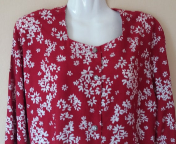 Vintage 90s Dark Red White Floral Print White Rib… - image 1