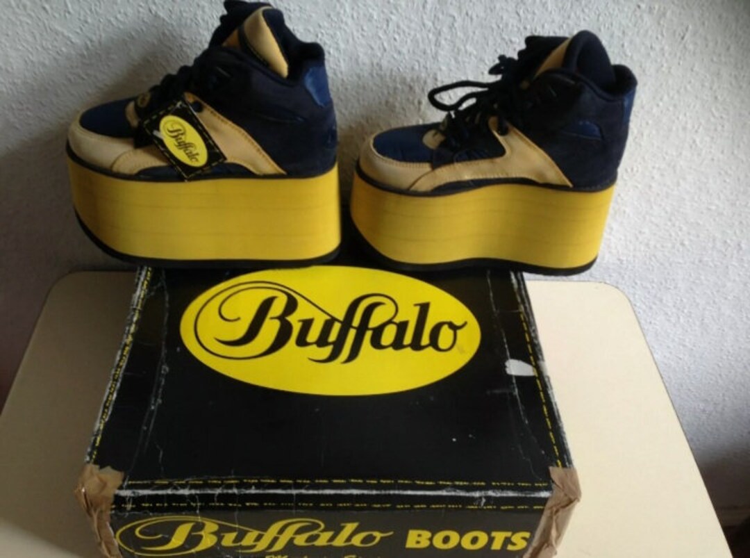 Yellow shop buffalo shoes