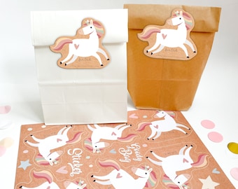 Einhornparty Goodie Bag Set mit beschreibbaren Stickerbogen und Papiertüten wahlweise in braun oder weiß