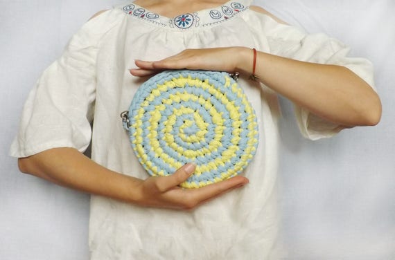 FREE SHIPPING Crochet round bag Crossbody bag Spiral pattern | Etsy
