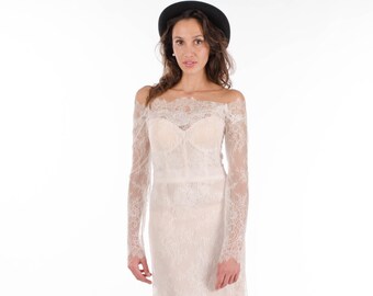 Boho trouwjurk in naakt kleur//lange mouwen//inbouw stijl silhouet met Hof-lengte trein