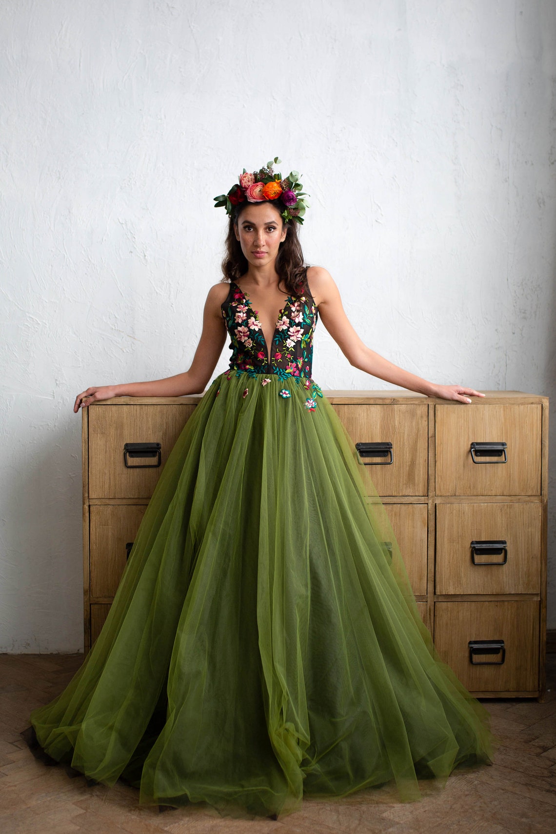 Color wedding dress Non-traditional wedding dress Green tulle image 4