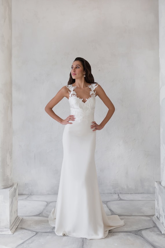 green emerald velvet dress High Halter Column Wedding Dress with Open Back – loveangeldress main image 0