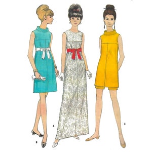 Pode incluir: Um padrão de costura vintage apresentando três estilos de vestidos diferentes. O primeiro vestido é um vestido turquesa sem mangas com um cinto branco. O segundo vestido é um vestido branco sem mangas com um cinto vermelho. O terceiro vestido é um vestido amarelo sem mangas com um par de shorts combinando.