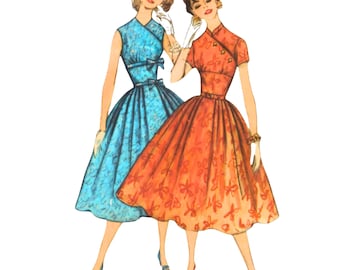 Vintage Schnittmuster aus den 1950er Jahren: Empire Kleid - Büste 81.3 cm