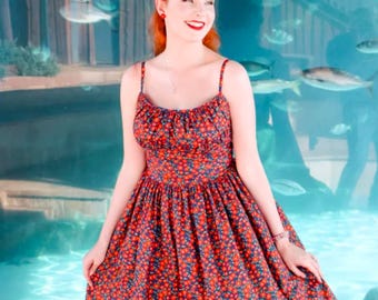 1950s Marilyn Dress Sewing Pattern: Easy Bombshell Style, Bust 33-41"(84-104cm) - Multi-sized