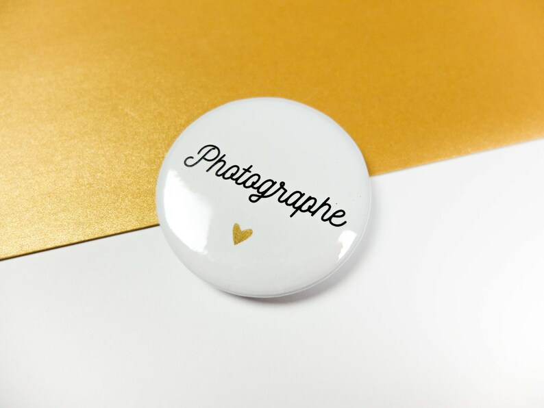 Photographer wedding badge image 4