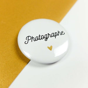 Photographer wedding badge image 6