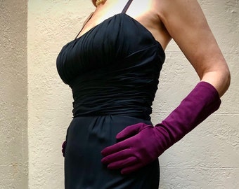 Low-cut Black Wiggle Dress - 1950s-1960s film star dress --beautifully made