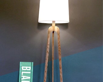 Floor Lamp, Danish Modern Tripod Lamp – Oak