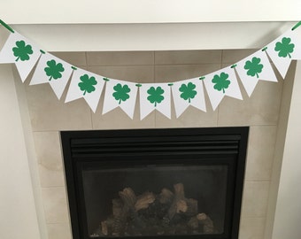 Clover Leaf Banner, St Patrick's Day Banner, St Patty's Day, Holiday Banner, Lucky, Photo Prop