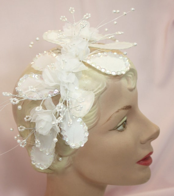 White bridal headdress,vintage 80s,wedding,base f… - image 3