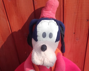 Jaren 1970 Goofy Soft Toy - Vintage Disney Character Stuffed Toy in Blue Jeans en Red Hat Old en waarschuwen kijken hoewel schoon en intact