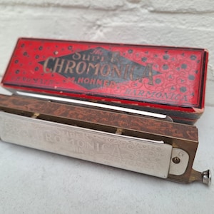 Armonica Hohner Super Chromonica nella custodia/scatola originale. Numero 260 1/2. Armonica a bocca.